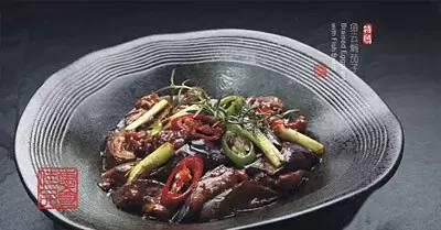 匠心三十味，細品惠食佳——探秘廣州惠食佳餐廳的三十道茄子主題美食盛宴